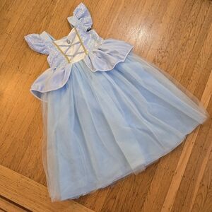 ⚡️🔽Princess Dress with Glitter Details